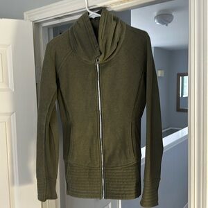 Oversized, funnelneck, scuba sweatshirt, Lululemon size 6